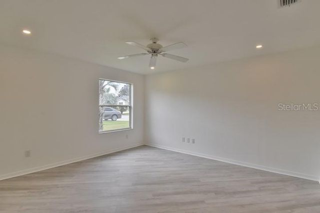 8338 SE 178TH DEVEAUX LANE, The Villages, FL 32162