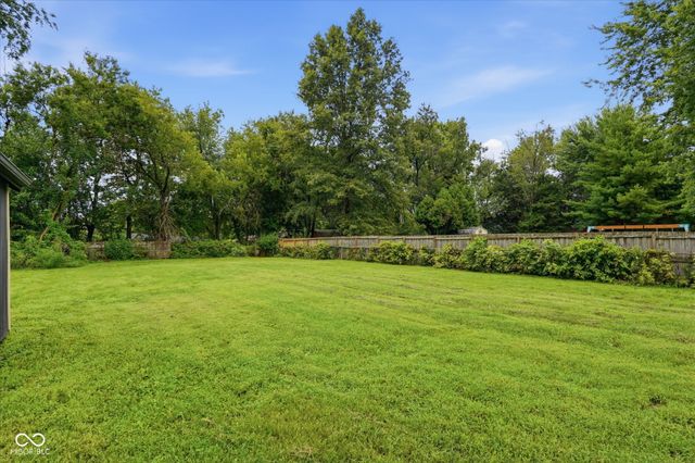7210 Chimney Rock Court, Indianapolis, IN 46217