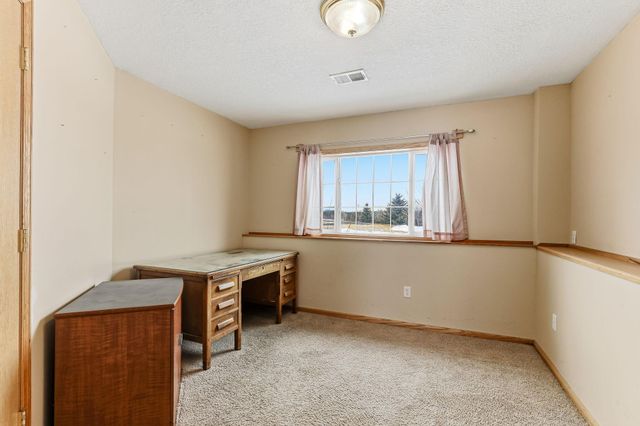 25825 106th Street NW, Zimmerman, MN 55398