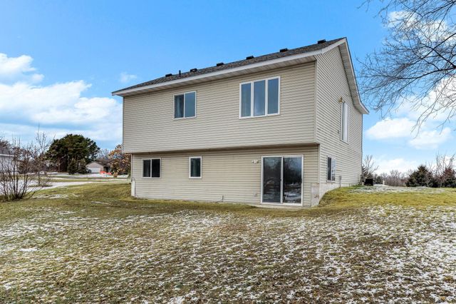 25825 106th Street NW, Zimmerman, MN 55398