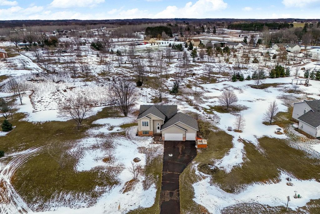 25825 106th Street NW, Zimmerman, MN 55398