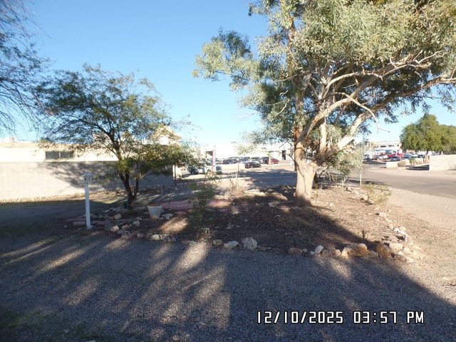 2285 Kaibab Drive, Bullhead City, AZ 86442