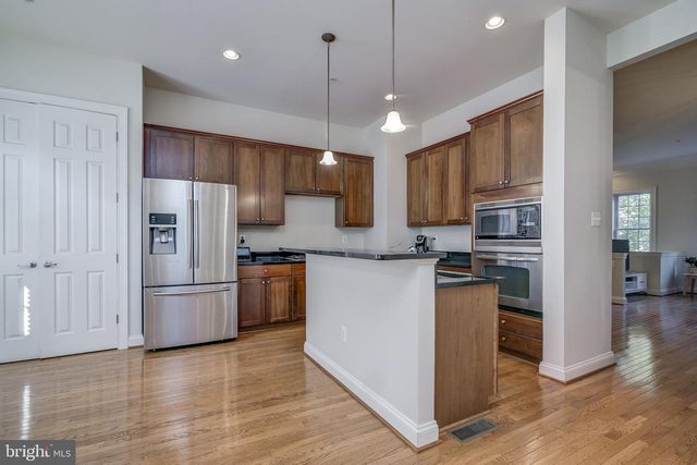 610 EDEN PL, Gaithersburg, MD 20877