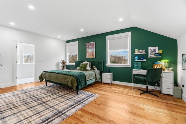 7 Circle Drive, Dover, MA 02030