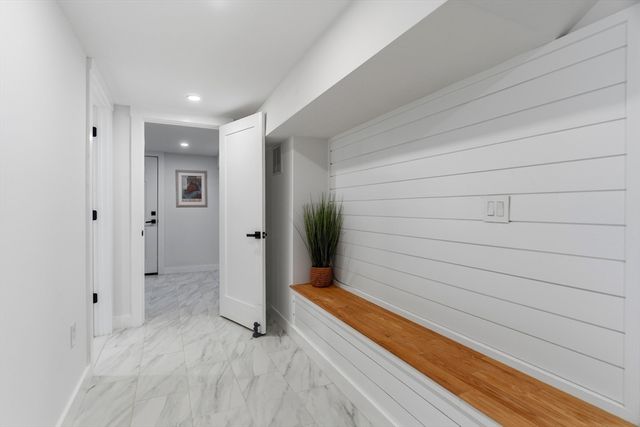 7 Circle Drive, Dover, MA 02030