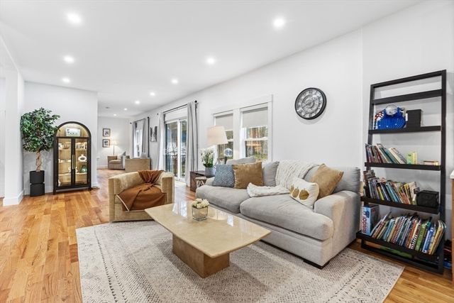 7 Circle Drive, Dover, MA 02030