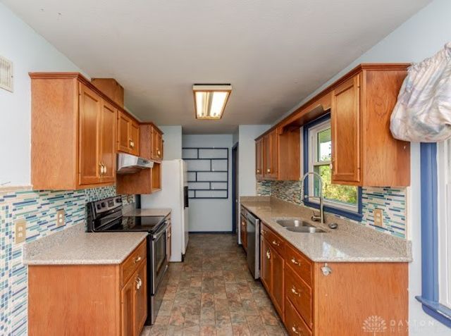 519 Lewis Drive, Fairborn, OH 45324