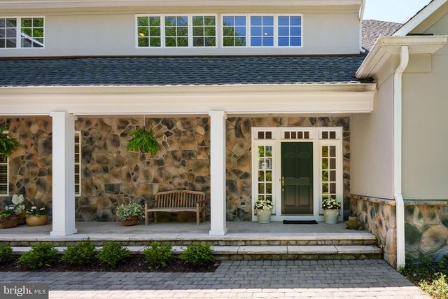 23 DERWENT DR, Princeton, NJ 08540