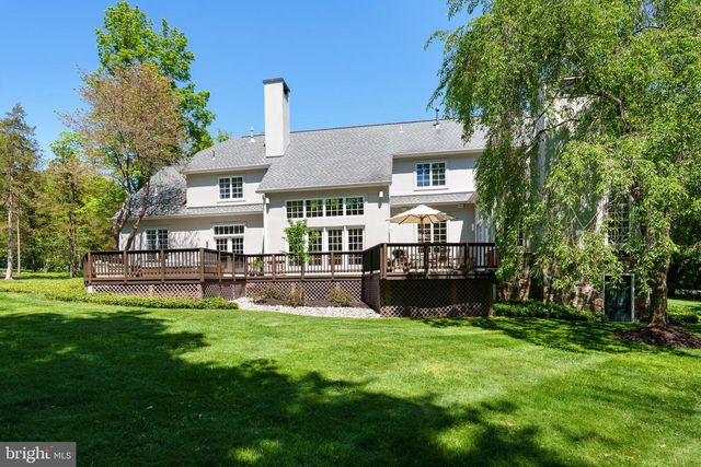23 DERWENT DR, Princeton, NJ 08540