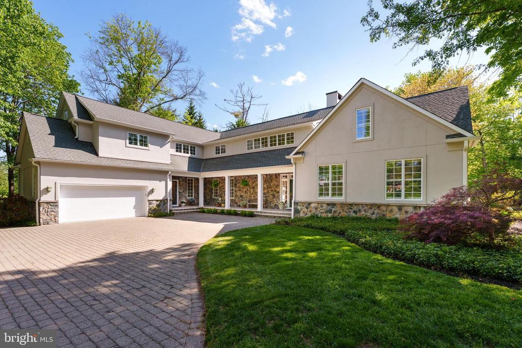 23 DERWENT DR, Princeton, NJ 08540