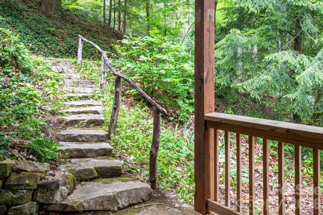 14 Weeping Cherry Forest Road, Fairview, NC 28730