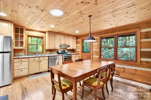14 Weeping Cherry Forest Road, Fairview, NC 28730