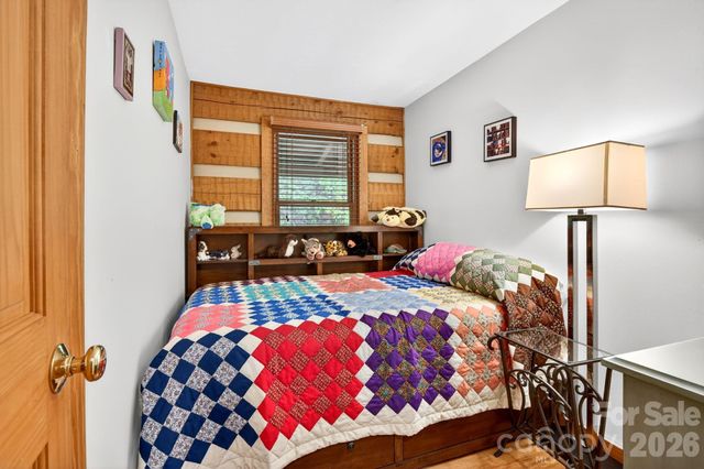 14 Weeping Cherry Forest Road, Fairview, NC 28730
