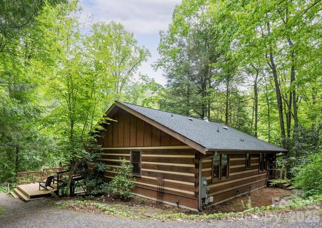14 Weeping Cherry Forest Road, Fairview, NC 28730