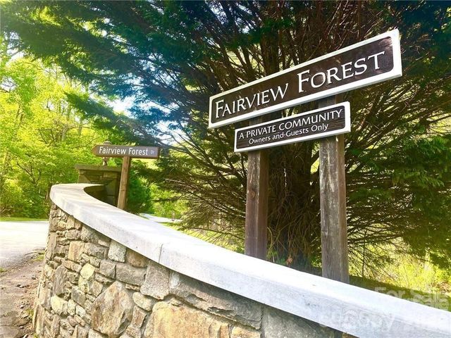 14 Weeping Cherry Forest Road, Fairview, NC 28730