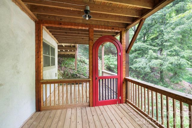 14 Weeping Cherry Forest Road, Fairview, NC 28730