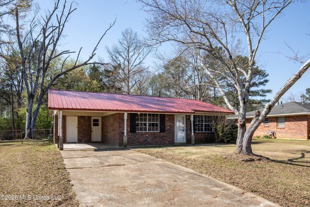 133 Montana Drive, Verona, MS 38801