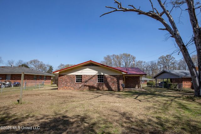 133 Montana Drive, Verona, MS 38801