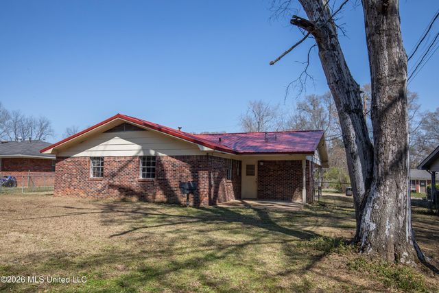 133 Montana Drive, Verona, MS 38801