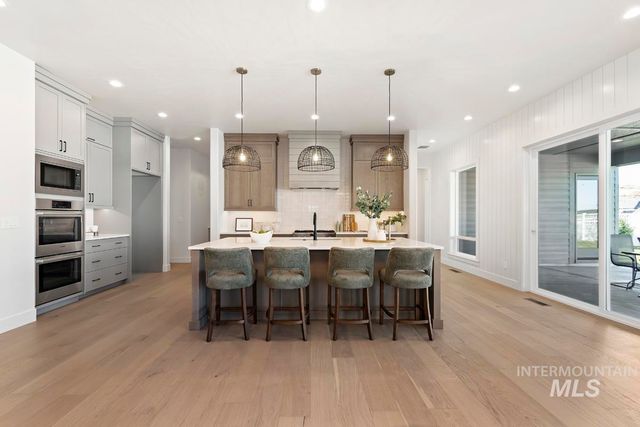 13567 N Ruffed Grouse Ct, Boise, ID 83714