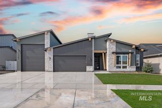 13567 N Ruffed Grouse Ct, Boise, ID 83714