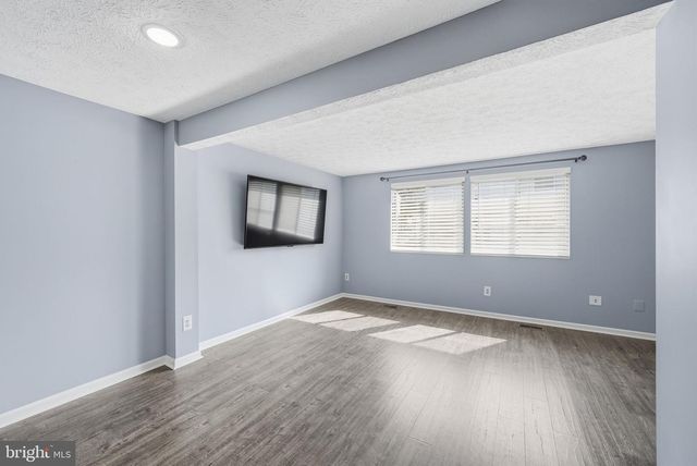 8511 KOLUDER CT, Lorton, VA 22079