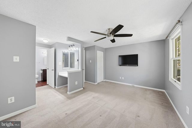8511 KOLUDER CT, Lorton, VA 22079