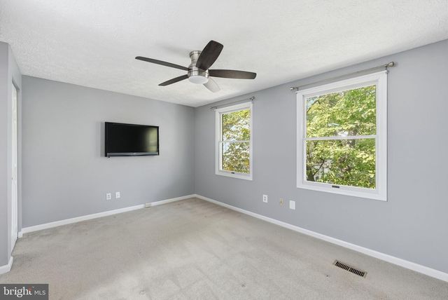 8511 KOLUDER CT, Lorton, VA 22079