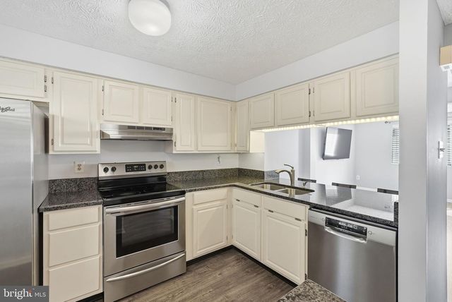 8511 KOLUDER CT, Lorton, VA 22079