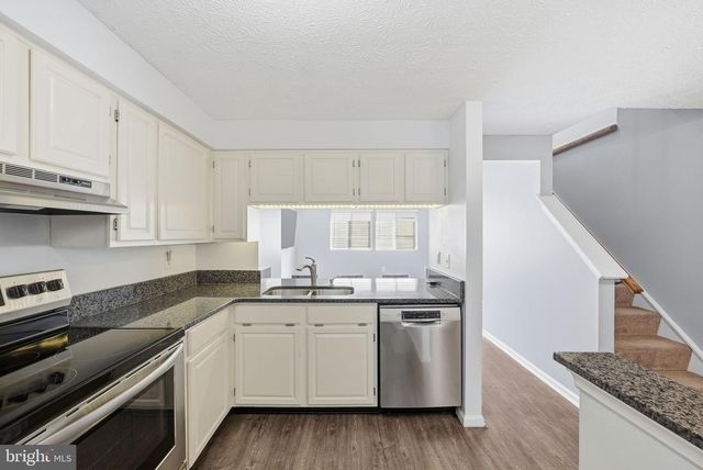 8511 KOLUDER CT, Lorton, VA 22079