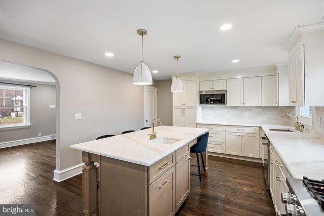 113 W ALBERTSON AVE, Haddon Township, NJ 08108