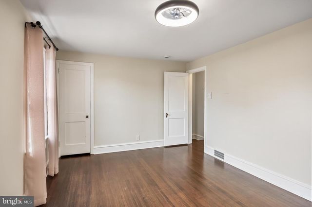 113 W ALBERTSON AVE, Haddon Township, NJ 08108