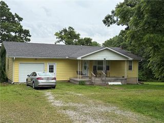 32792 MM Highway, Warsaw, MO 65355
