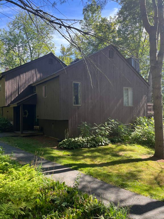 445 Old Quechee Road # 10A, Hartford, VT 05059