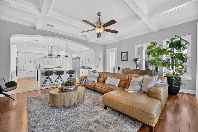 713 ISLEBAY DRIVE, Apollo Beach, FL 33572