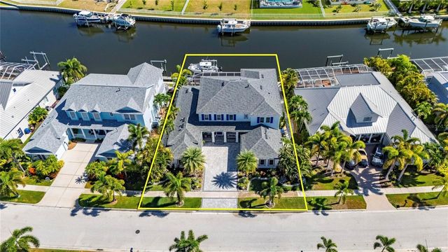 713 ISLEBAY DRIVE, Apollo Beach, FL 33572