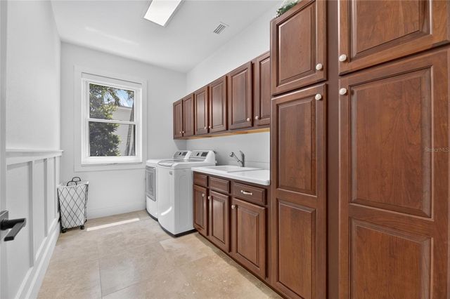 713 ISLEBAY DRIVE, Apollo Beach, FL 33572