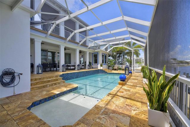 713 ISLEBAY DRIVE, Apollo Beach, FL 33572
