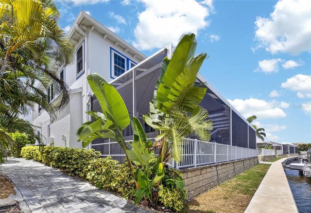 713 ISLEBAY DRIVE, Apollo Beach, FL 33572