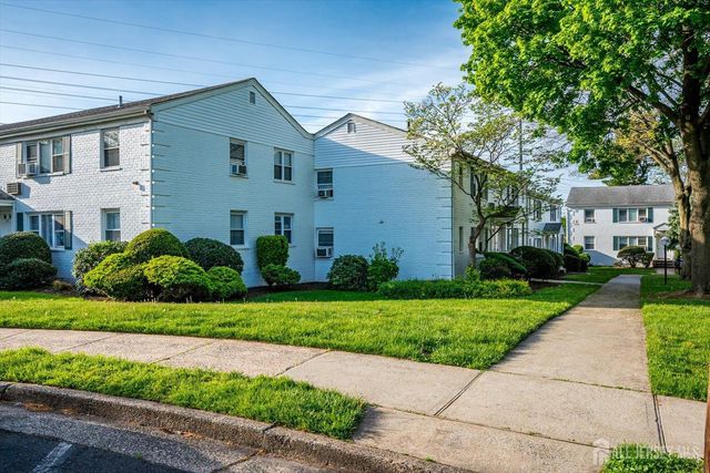 29-B Garfield Park, Edison, NJ 08837