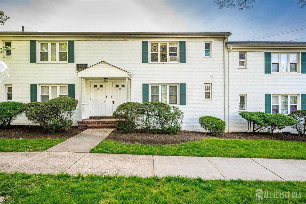 29-B Garfield Park, Edison, NJ 08837