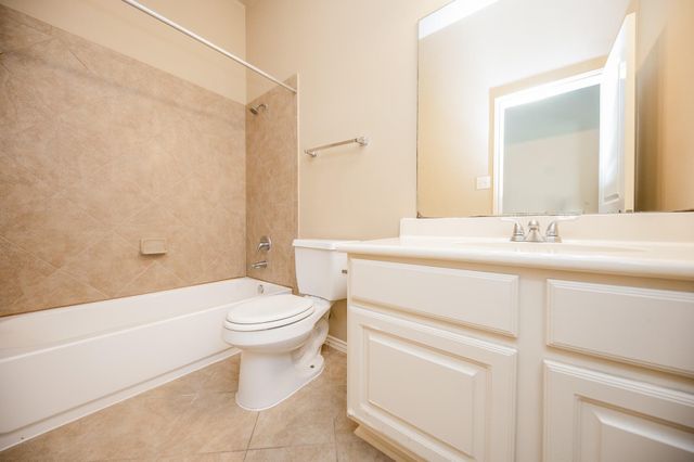 4019 Windmill Creek Drive, Richmond, TX 77407