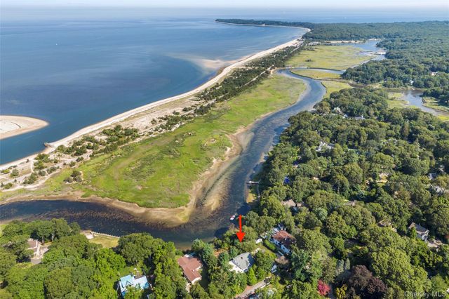 14 W Meadow Lane Extension, Stony Brook, NY 11790