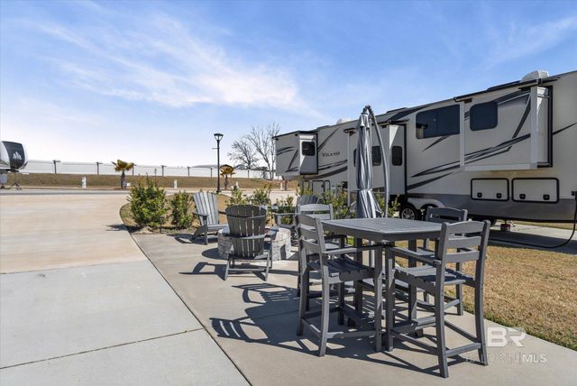 28061 Migratory Way, Elberta, AL 36530