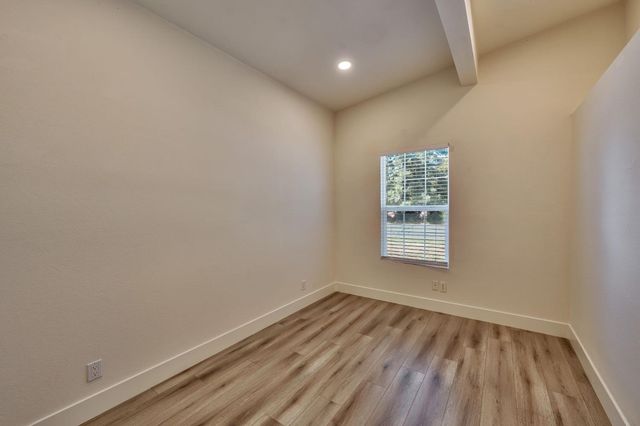 2520 Mission Ave, Carmichael, CA 95608