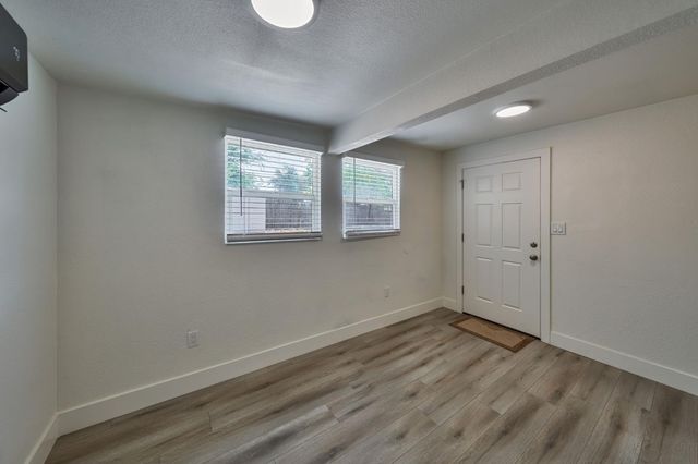 2520 Mission Ave, Carmichael, CA 95608