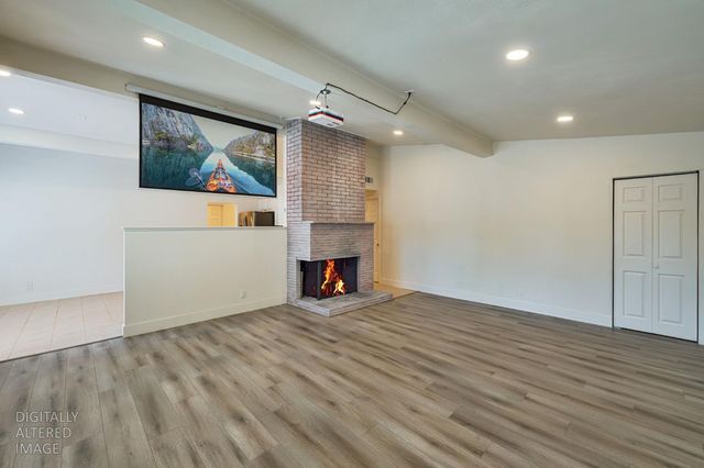 2520 Mission Ave, Carmichael, CA 95608