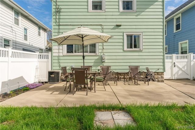 86 Lasalle Avenue, Tonawanda, NY 14217