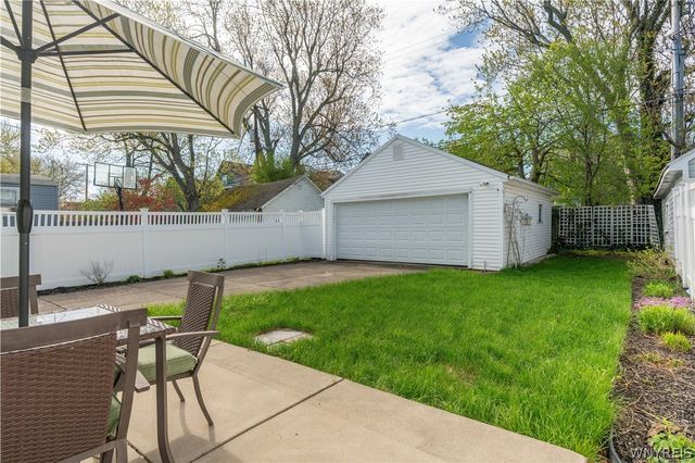 86 Lasalle Avenue, Tonawanda, NY 14217