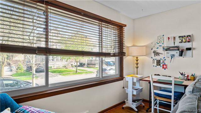 86 Lasalle Avenue, Tonawanda, NY 14217